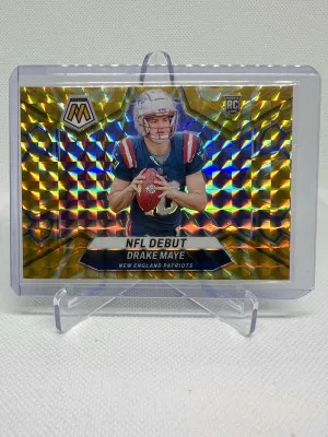 2024 Panini Mosaic - NFL Debut Drake Maye #273 Reactive Yellow Mosaic Prizm (RC) front