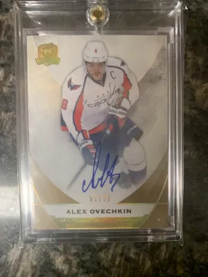 ALEX  OVECHKIN 2015 UD THE CUP #95 GOLD SPECTRUM AUTO 1/12 #95 Capitals front