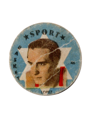 1956 Casa Crack Figuritas Sport Basketball Disc #46 Lopez (Argentina) front