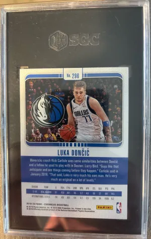 2018-2019 Panini Chronicles Luka Doncic Studio Pink back