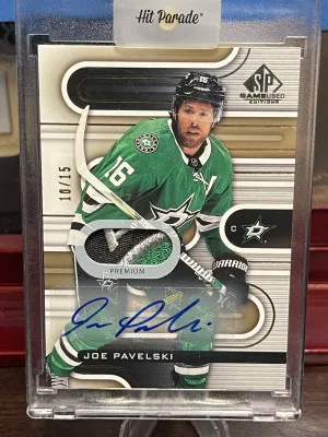 2022-2023 Joe Pavelski Upper Deck SP Game Used Gold Premium Memorabilia 10/15 #24 Autograph Dallas Stars front