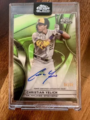 2025 Topps Chrome Black Christian Yelich Autograph-Green Refractor /99 SEALED front