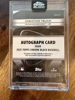 2025 Topps Chrome Black Christian Yelich Autograph-Green Refractor /99 SEALED back