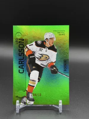 2023-24 Skybox Metal Universe Leo Carlsson Green PMG Precious Metal Gems /10 front