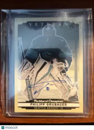 2022-23 PARKHURST CHAMPIONS BASE VETERAN On Card AUTO PHILIPP GRUBAUER KRAKEN front