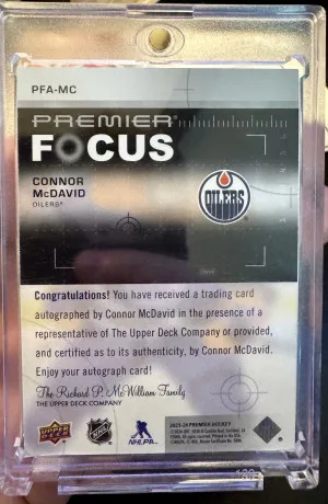 Connor McDavid - 2023/24 Premier Focus /25 back