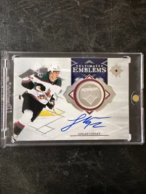 2023-24 Ultimate Hockey Logan Cooley Rookie Ultimate Emblems Auto front