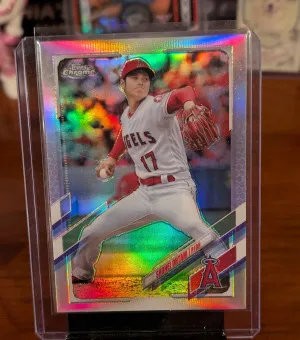 2021 Topps Chrome Shohei Ohtani Refractor front