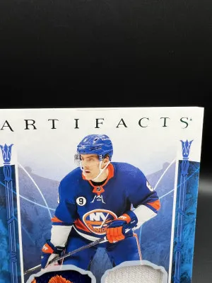 Islanders Lot back