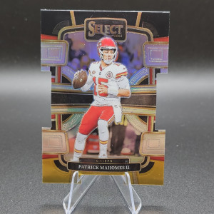 2023 Panini Select - Concourse Patrick Mahomes II #49 Black & Gold Prizm Die-Cut front