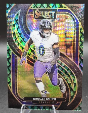 2024 Select Roquan Smith Gold Dragon Scale Prizm/81 front