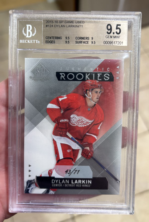 2015-16 Upper Deck SP Game Used Authentic Rookies 43/71 #124 Dylan Larkin BGS 9.5 front