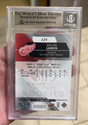 2015-16 Upper Deck SP Game Used Authentic Rookies 43/71 #124 Dylan Larkin BGS 9.5 back