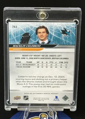Macklin Celebrini ROUND 1 Rookie Deluxe/250 back