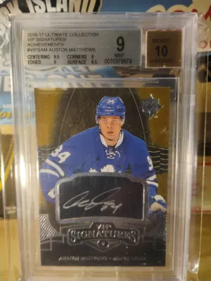 2016 Upper Deck Ultimate Collection VIP Signature Achievements Auston Matthews Rookie Autograph 9/10 Auto front