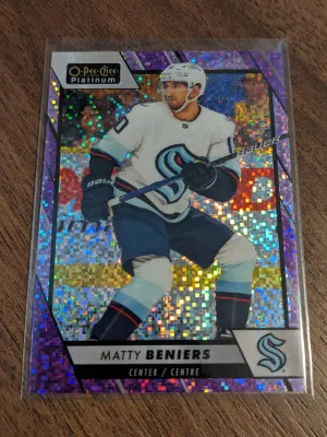 Matty Beniers Violet Pixels /299 OPC Platinum O-pee-chee front