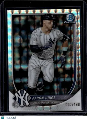 2025 Bowman Chrome Aaron Judge #99 Geometric Refractor 007/499 front