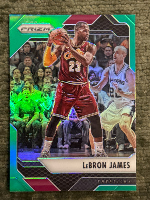 2016-17 Prizm Green Holo LeBron James front