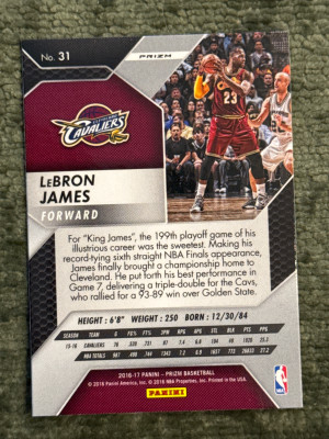 2016-17 Prizm Green Holo LeBron James back