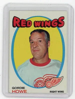 1971-72 Topps #70 Gordie Howe miscut front