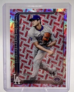 2025 Topps Series 2 - Shohei Ohtani #400 Holiday Hot Dogs #/99 LA Dodgers front