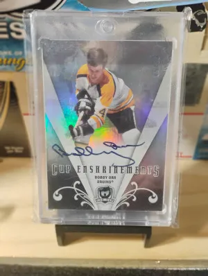 2007 UD The Cup Bobby Orr Enshrinements Autograph/50 front