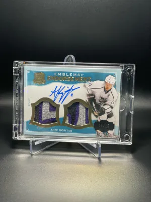 2013-14 The Cup Anze Kopitar Emblems Of Endorsement 4/15 front