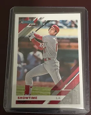 2019 Panini Donruss Variation Shohei Ohtani #164"SHOWTIME" On Front front