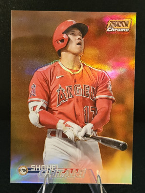 2023 Topps Stadium Club Shohie Ohtani Orange Refractor /99 front