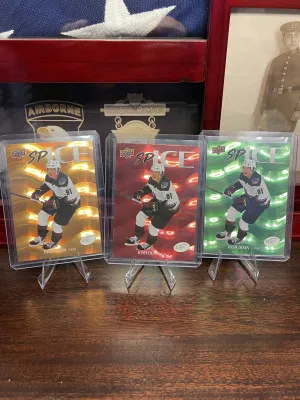 2024-2024 Upper Deck Ice Josh Doan RC Spice Fire Medium Mild Lot Rookie SP (3) front