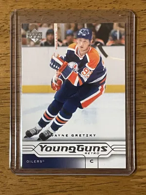 Wayne Gretzky 2004 Young Guns Flashbacks front