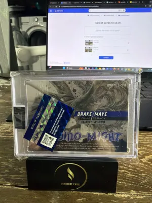 2024 Wild Card Dino-Might - Pteradactyl Auto Red #DMPTE1-DMA Drake Maye #/2 back