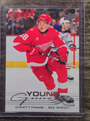 2025-26 Upper Deck Series 2 Young Guns front