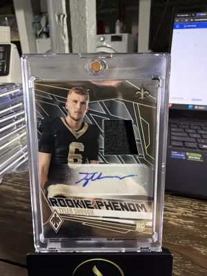 2025 Panini Phoenix #RPJ-TSH Tyler Shough Rookie Phenoms Jersey Autographs #/249 front