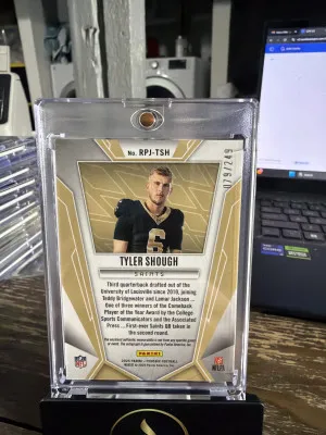 2025 Panini Phoenix #RPJ-TSH Tyler Shough Rookie Phenoms Jersey Autographs #/249 back