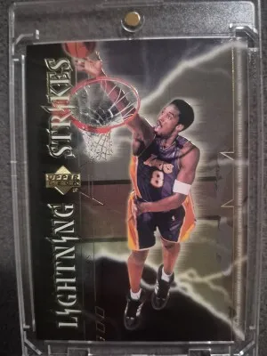 2000-01 Upper Deck - Lightning Strikes Kobe Bryant #LS8 front