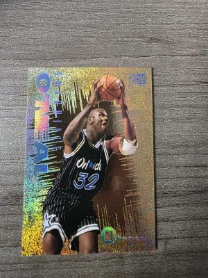 1995 Skybox Shaquille O'Neal Ntense front