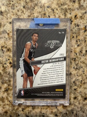 2023 Panini Revolution Victor Webanyama Rookie Levels Refractor back