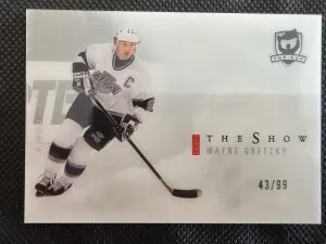 2022-23 Upper Deck The Cup Wayne Gretzky SP The Show White #66/99 Kings front