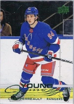 GABE PERREAULT YOUNG GUNS - SP HOLIDAY #202 - 2025-26 Upper Deck Series 1 front