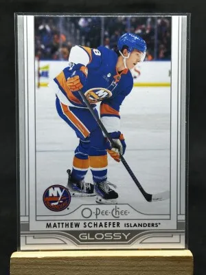 Matthew Schaefer 2025-26 Series 2 O-Pee-Chee Glossy front
