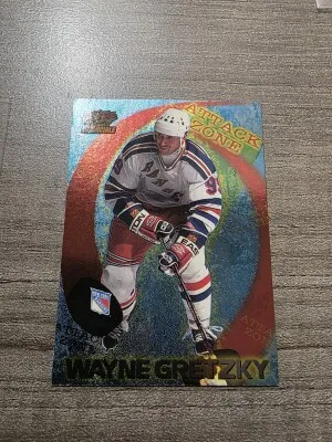 1997 Pacific Invincible Wayne Gretzky front