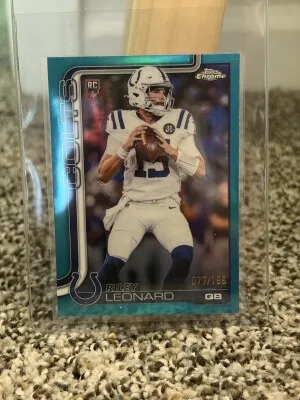 2025 Topps Chrome Riley Leonard Aqua /199 front