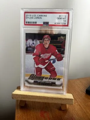 2015-16 Series 1 UD Canvas Dylan Larkin #C112 PSA 10 front