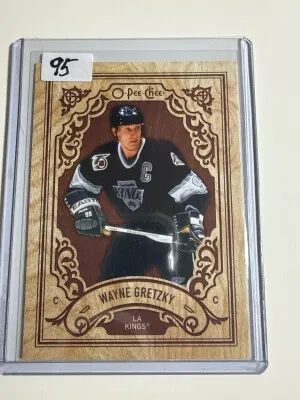 2023-24 OPC Easter Egg Woodie SSP Gretzky front