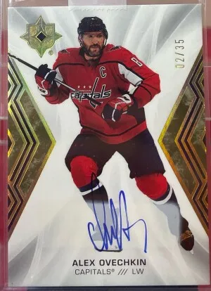 Alex Ovechkin Ultimate Auto /35 front