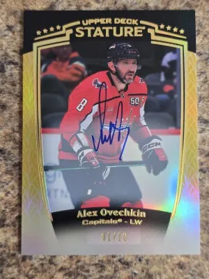 ALEX OVECHKIN 2024-25 STATURE Gold ON-CARD AUTO 01/10 Bookend! front