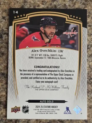 ALEX OVECHKIN 2024-25 STATURE Gold ON-CARD AUTO 01/10 Bookend! back