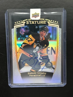 Sidney Crosby Stature On Card Auto front