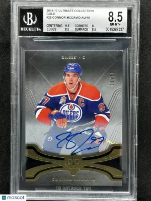 Connor McDavid 2016 Ultimate Collection Gold 10/10 2nd Year #29 BGS 8.5 Auto 10 front